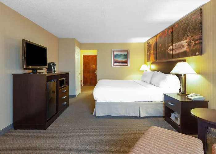 Days Inn By Wyndham Plattsburgh